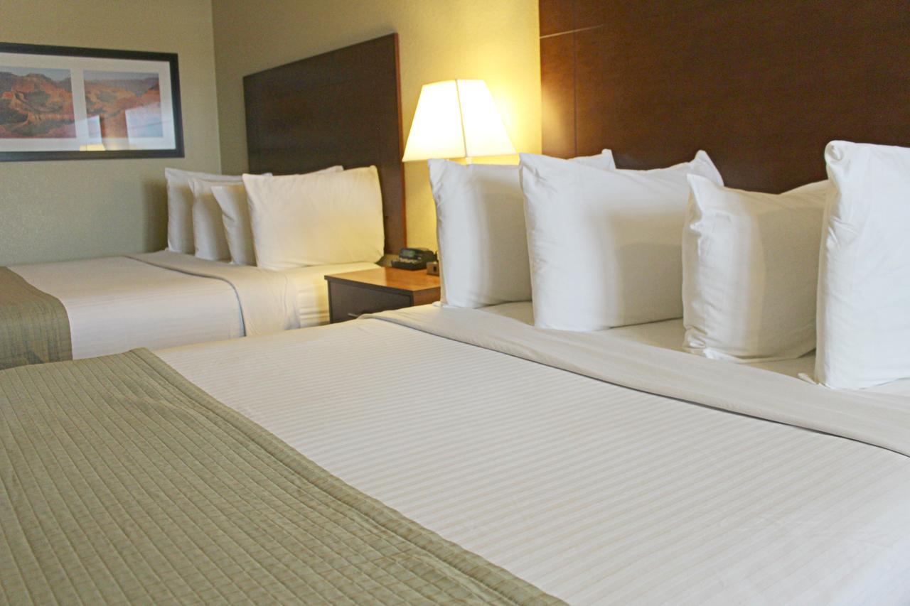 Southern Inn And Suites Kermit Buitenkant foto